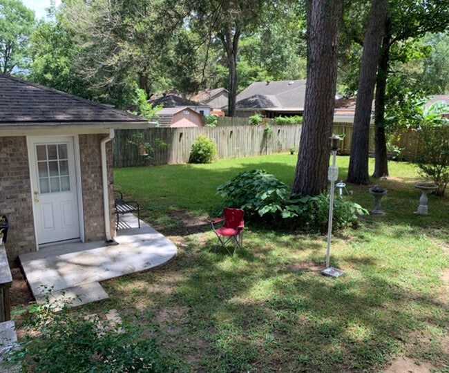 Building Photo - 22802 Whispering Willow Dr