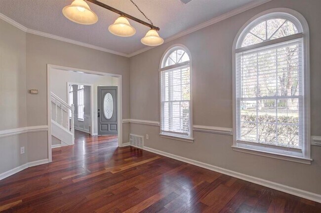 Foto del edificio - 5707 Chester St