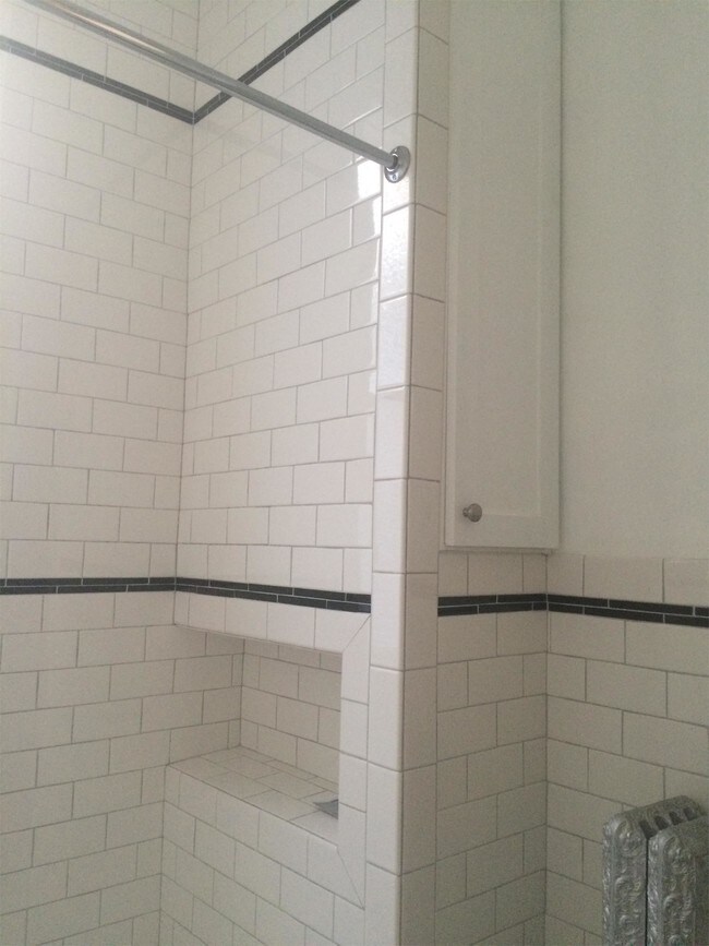 Foto del edificio - 3351 W Adams St