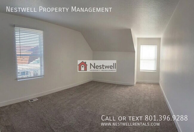 Building Photo - 10598 Lake Terrace Ave