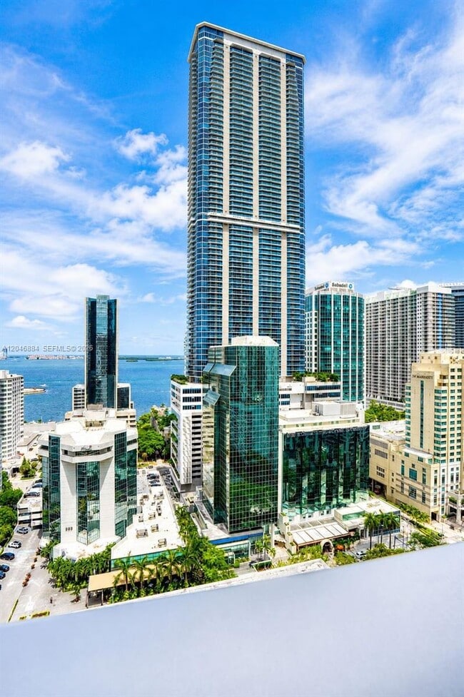Foto del edificio - 1010 Brickell Ave