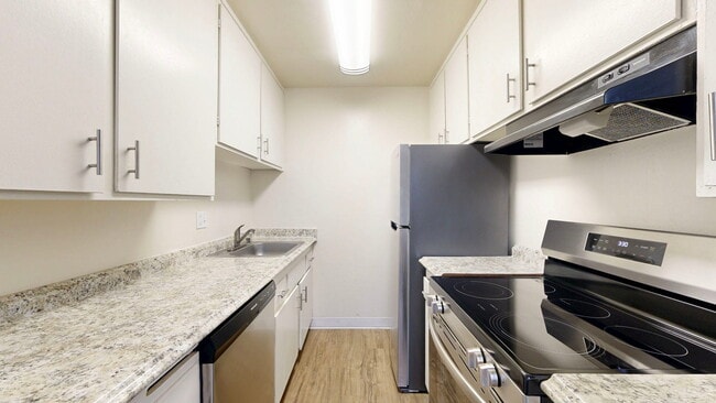 Interior Photo - Bay Terrace