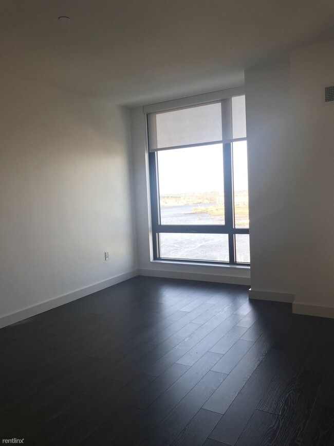 Foto del edificio - 1 br, 1 bath  - 6 New St