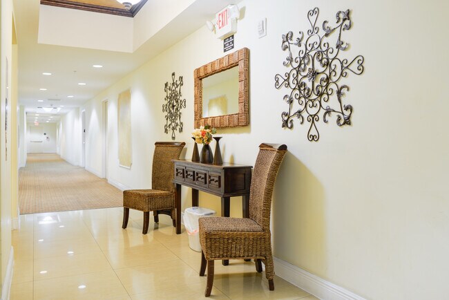 Foto del edificio - 2280 SW 32nd Ave