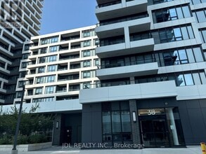 Building Photo - 38 Water Walk Dr