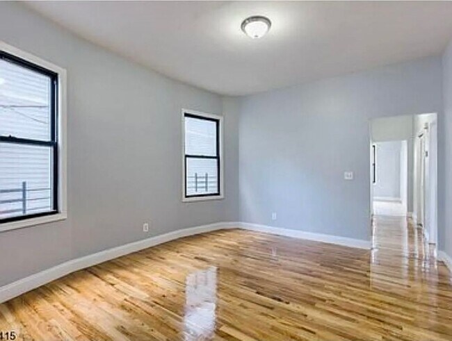 Foto del edificio - 911 S 18th St
