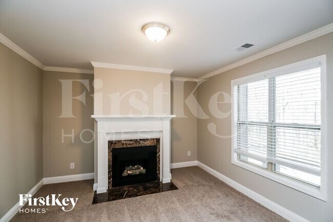 Building Photo - 1030 Cureton Dr