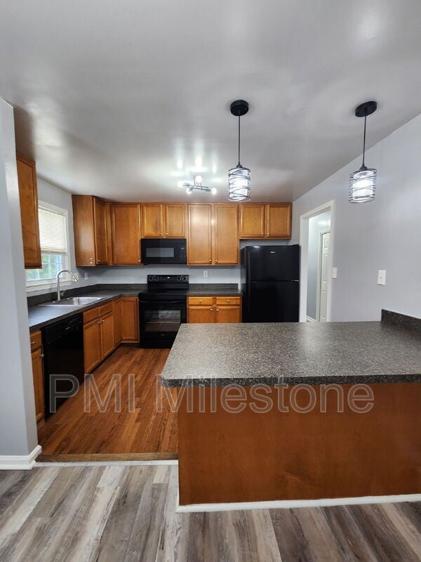 Photo - 3333 Swann Rd House
