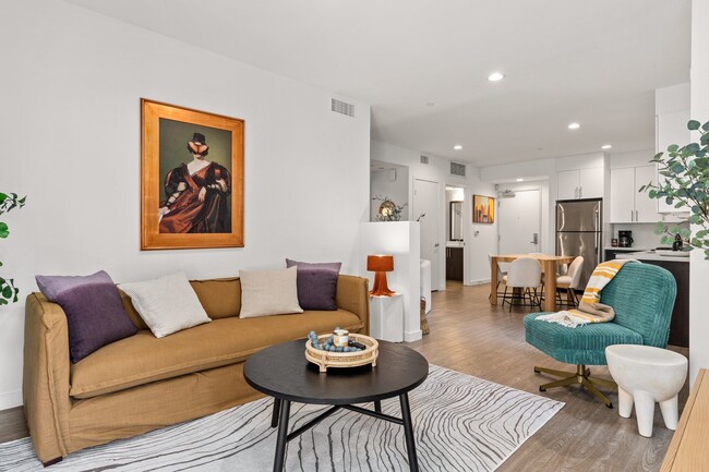 1B Living/Kitchen - Urbanpolitan