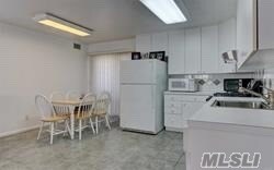 Building Photo - 85 Smithtown Blvd