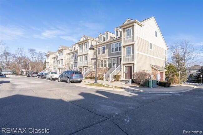 Foto del edificio - 3072 Schoolhouse