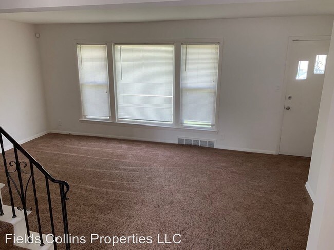 Building Photo - 3 br, 2 bath House - 23800 Puritan