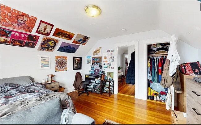 Foto del edificio - 243 Summer St