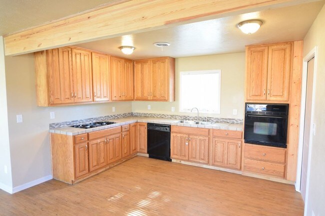 Building Photo - 104 W Beeline Ln Harker Heights