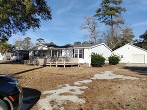 Building Photo - 129 Bayshore Dr