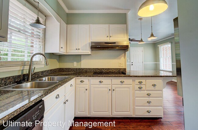 Building Photo - 3 br, 2 bath House - 325 Henry H Watters D...