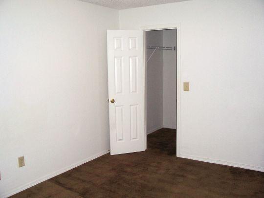 Building Photo - 4814 Kristie Dr
