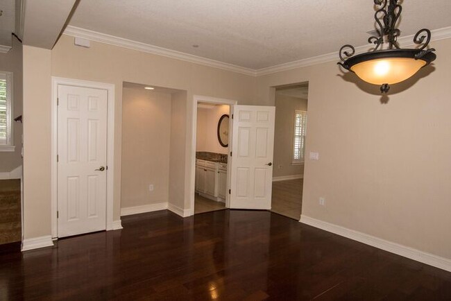 Foto del edificio - Beautiful 2/2.5 townhouse in Baldwin Park