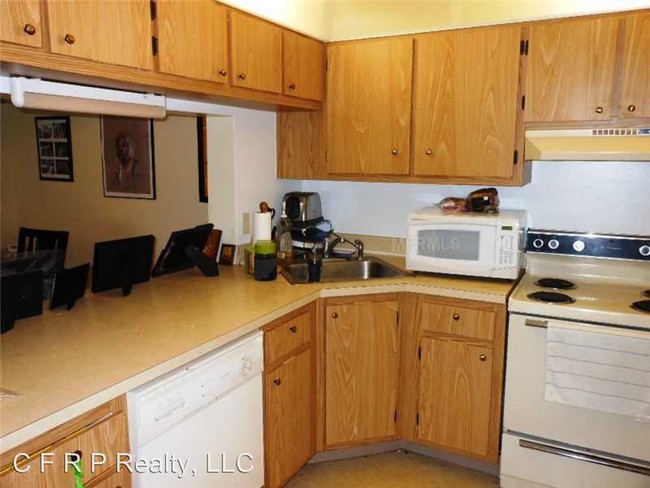 Building Photo - 1217 S Pine Ridge Cir