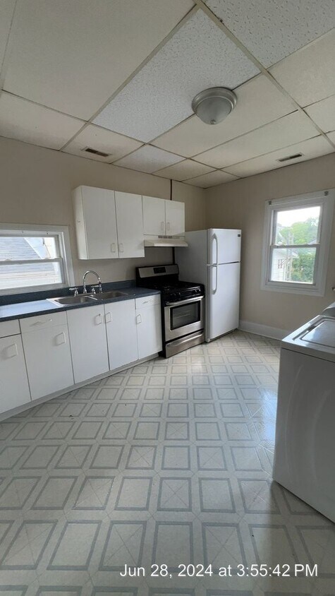 Foto principal - 771 Snider St
