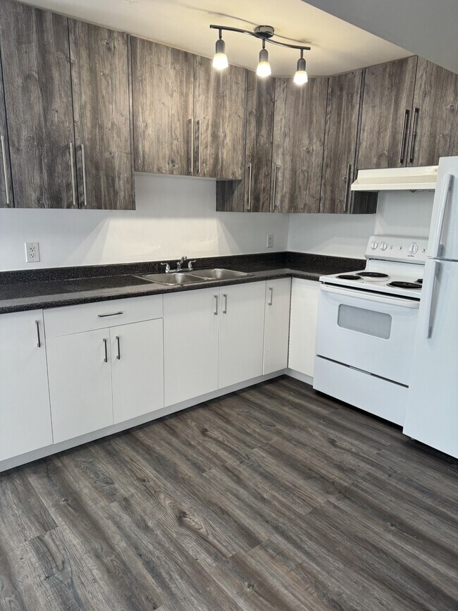 Photo du bâtiment - 1478-3001478 Milburn Ave