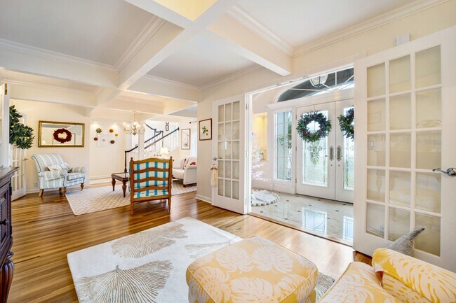 Building Photo - Luxury 4 Bed/4Bath Kailua