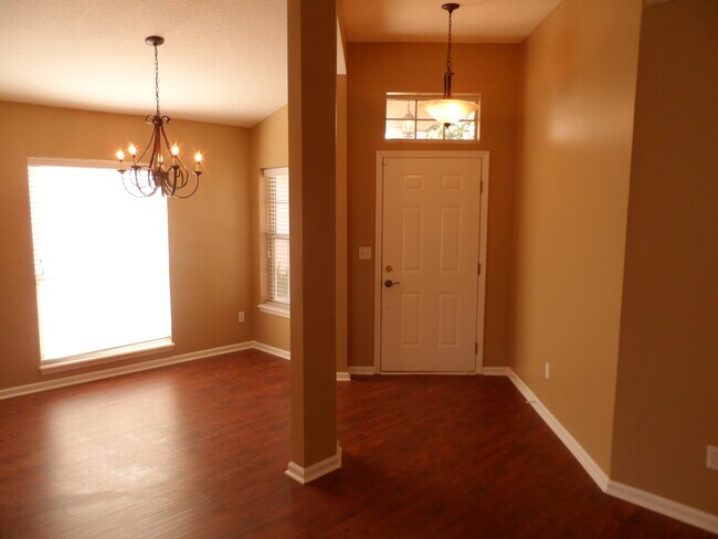 Building Photo - 979 Steeple Chase Ln