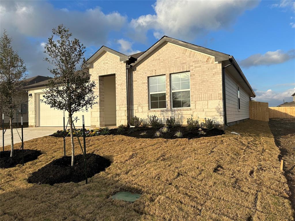 Foto principal - 20812 Andrew Raley Rd