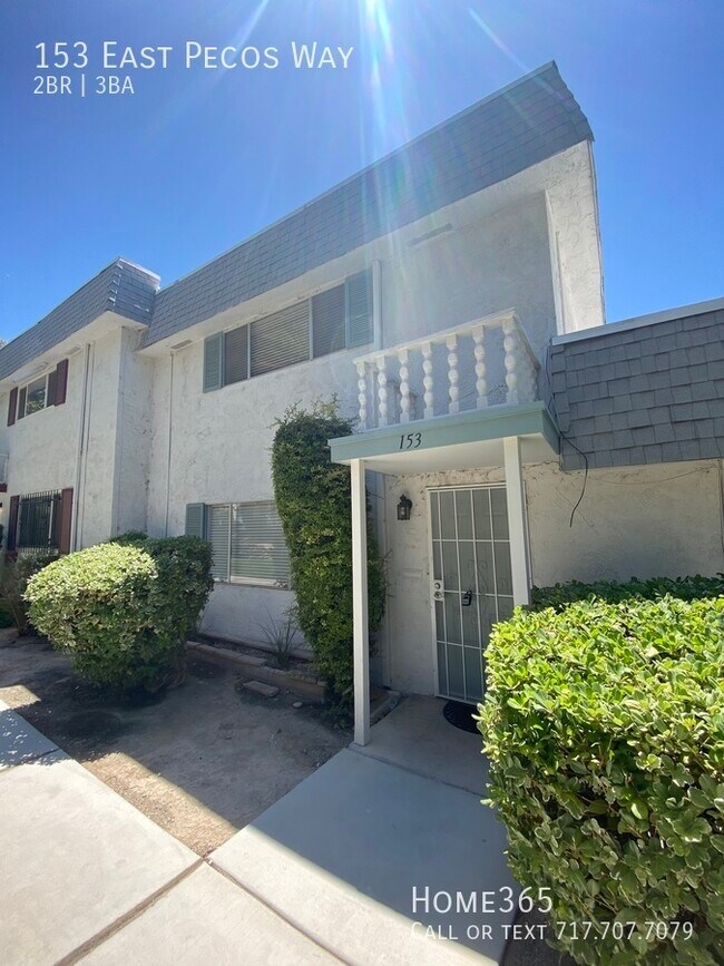 Building Photo - Updated Townhome with EXTRAS. Granite kitc...