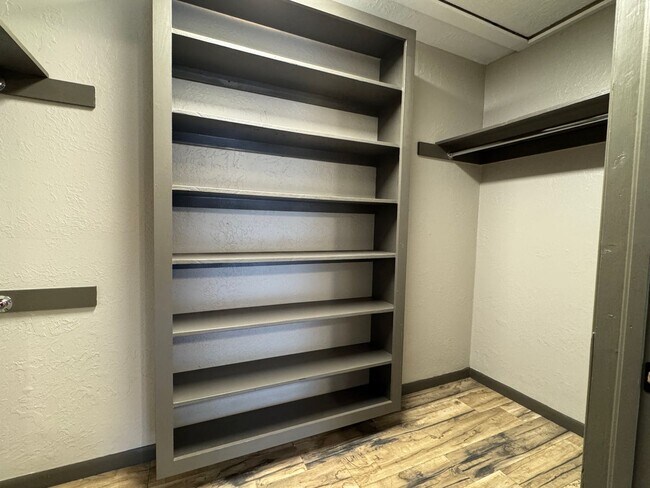Foto del edificio - 421 NW 57th St