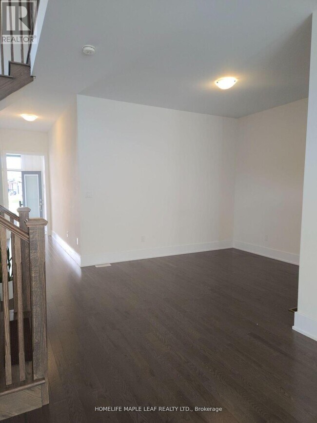 Photo du bâtiment - 20 Spinland St