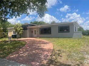 Building Photo - 1401 NW 198th St
