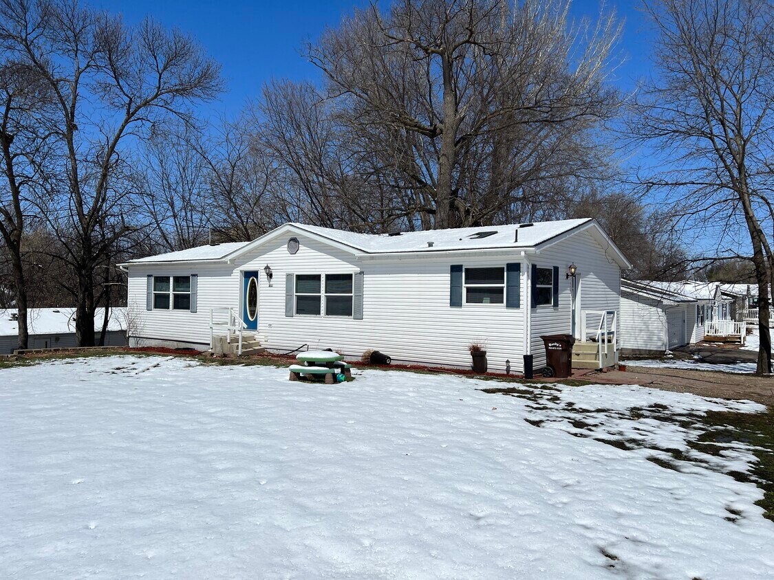 2201 Robin Ln, Buffalo, MN 55313 House Rental in Buffalo, MN