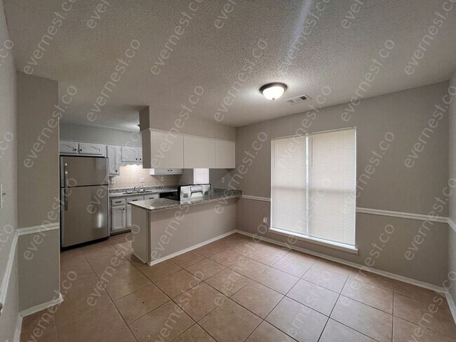 Building Photo - 3455 Lynnfield Cove