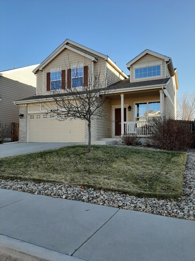 front of house - 14219 Woodrock Path