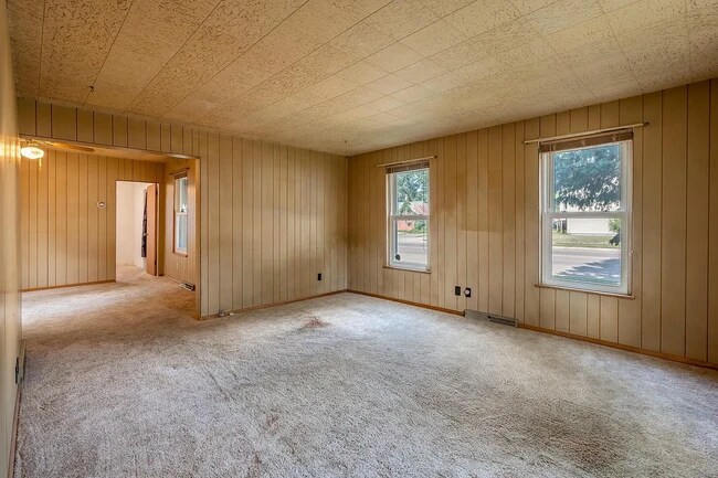 Foto del edificio - 504 N Elm Ave