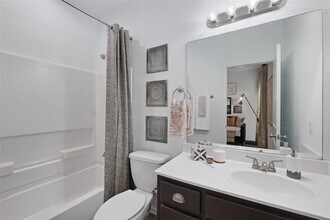 Building Photo - 12915 Idledale Dr