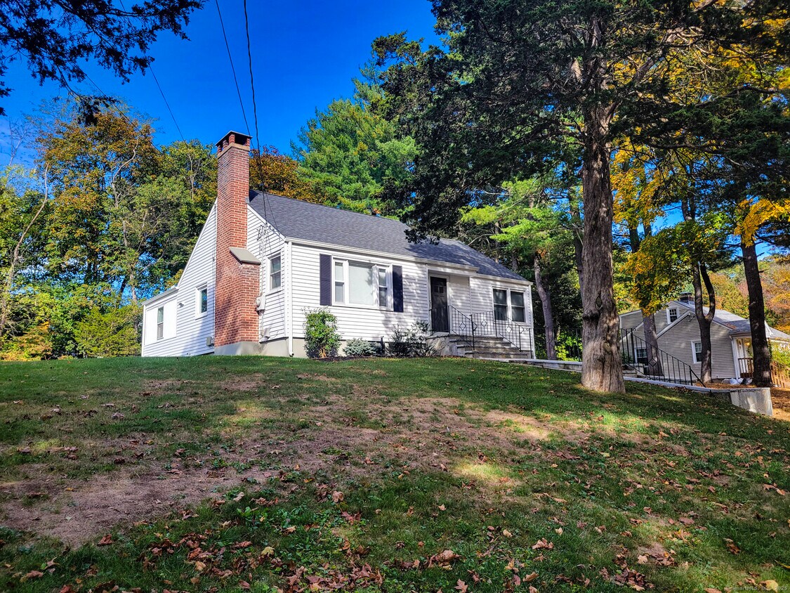 Foto principal - 90 Cedar Ln