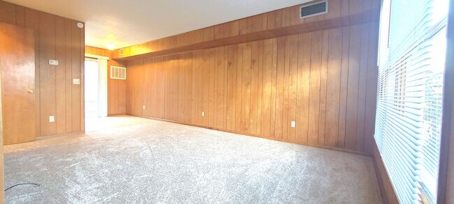 Building Photo - 403 E Main Blvd