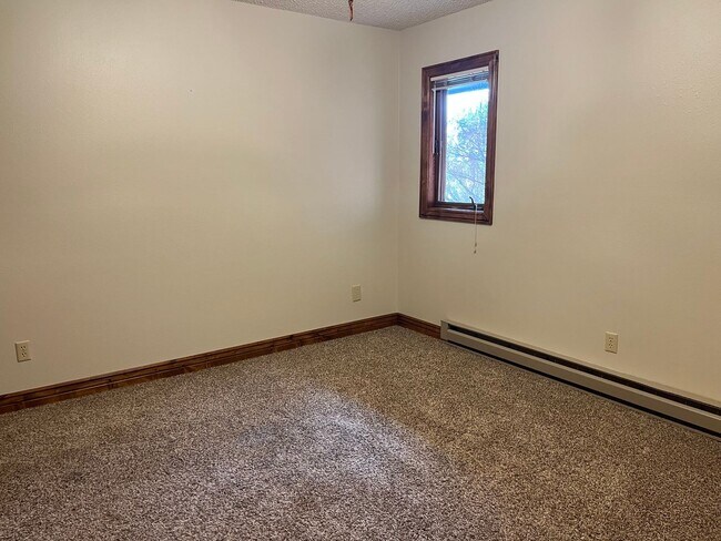 Foto del edificio - 3 Bdr, 2 Bath, home in beautiful Shields V...