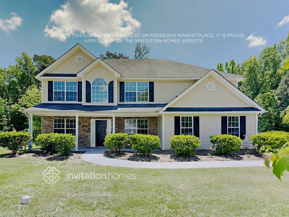 Primary Photo - 6000 Autumn Green Dr