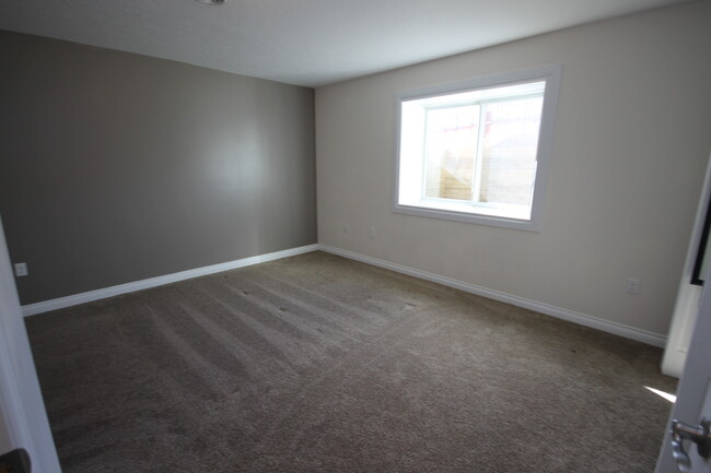 Bedroom 2 - 2100 6th St NW