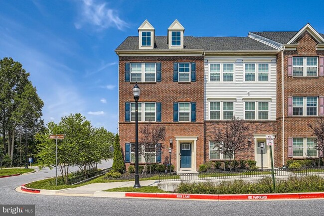 Building Photo - 7588 Warburg Way