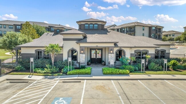 Building Photo - Villas at Mira Loma
