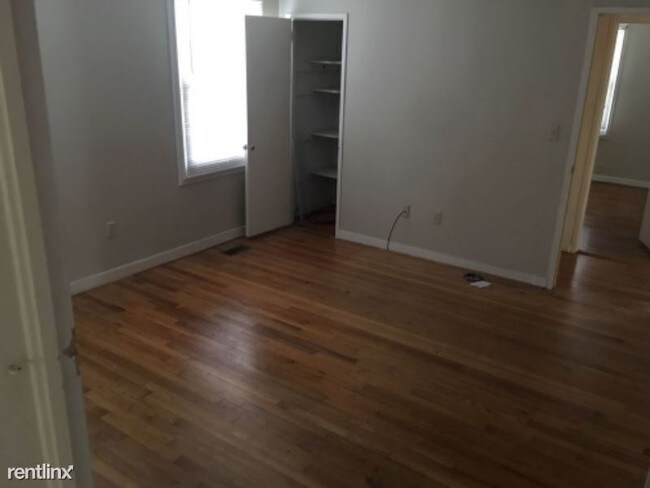 Building Photo - 3 br, 3 bath House - 1608 Garland Pl