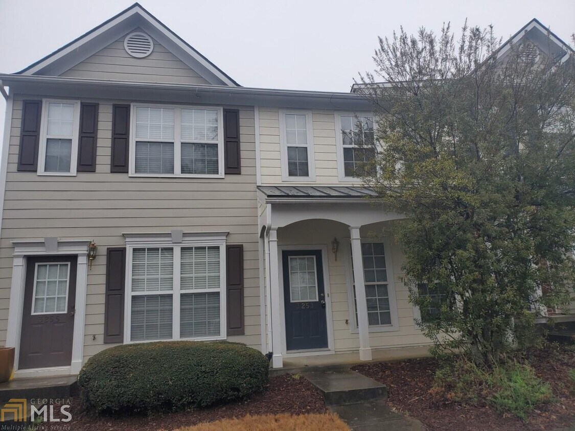 3253 Hidden Cove Cir NW, Peachtree Corners, GA 30092 House for Rent