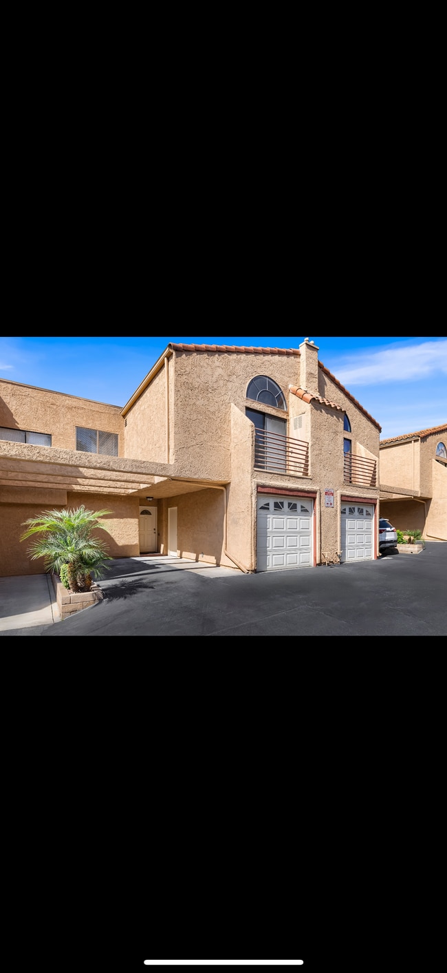 Building Photo - 5291 Colodny Dr