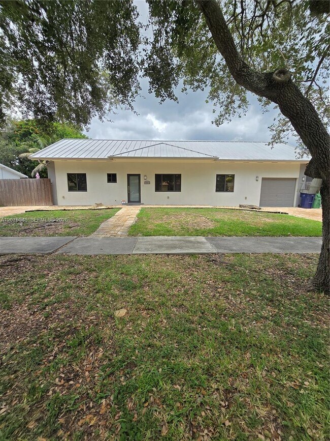 Building Photo - 14811 SW 307th St