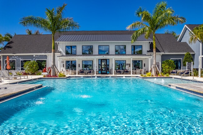 Building Photo - The Sophia Luxury Villas