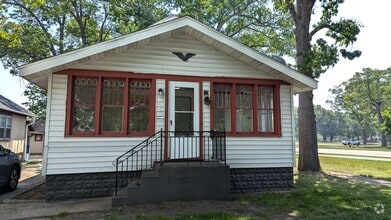 Building Photo - 1784 Hoyt St